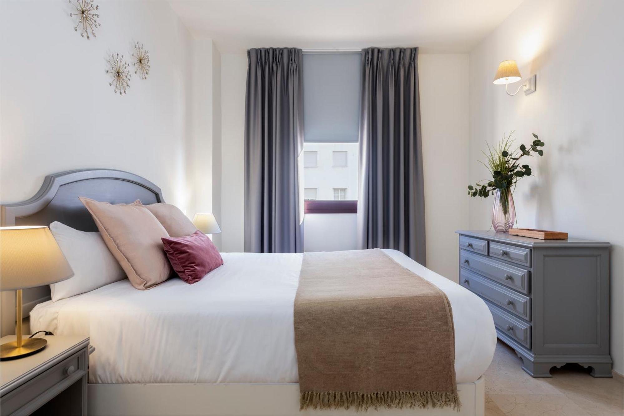 Magno Apartments Santa Justa Севилья Экстерьер фото