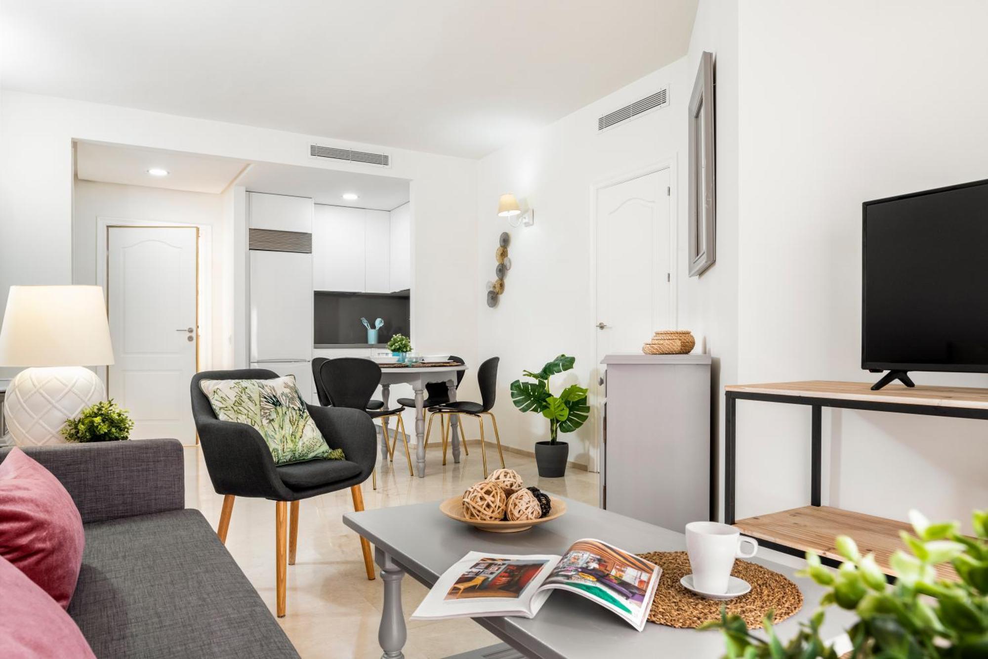 Magno Apartments Santa Justa Севилья Экстерьер фото