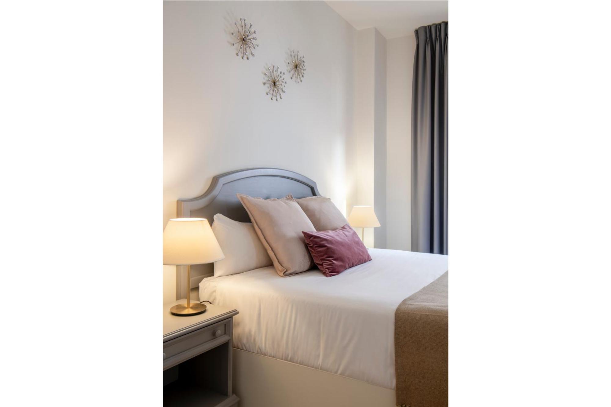 Magno Apartments Santa Justa Севилья Экстерьер фото