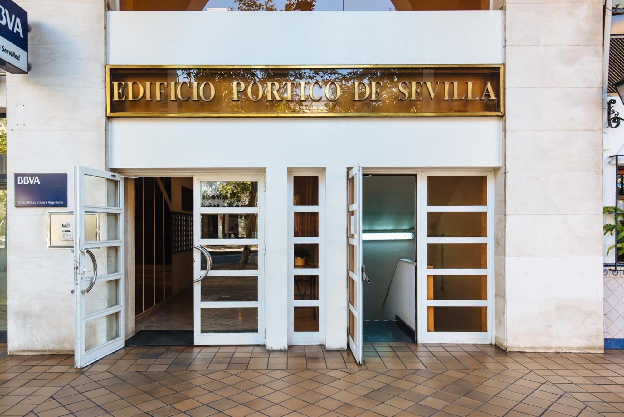 Magno Apartments Santa Justa Севилья Экстерьер фото
